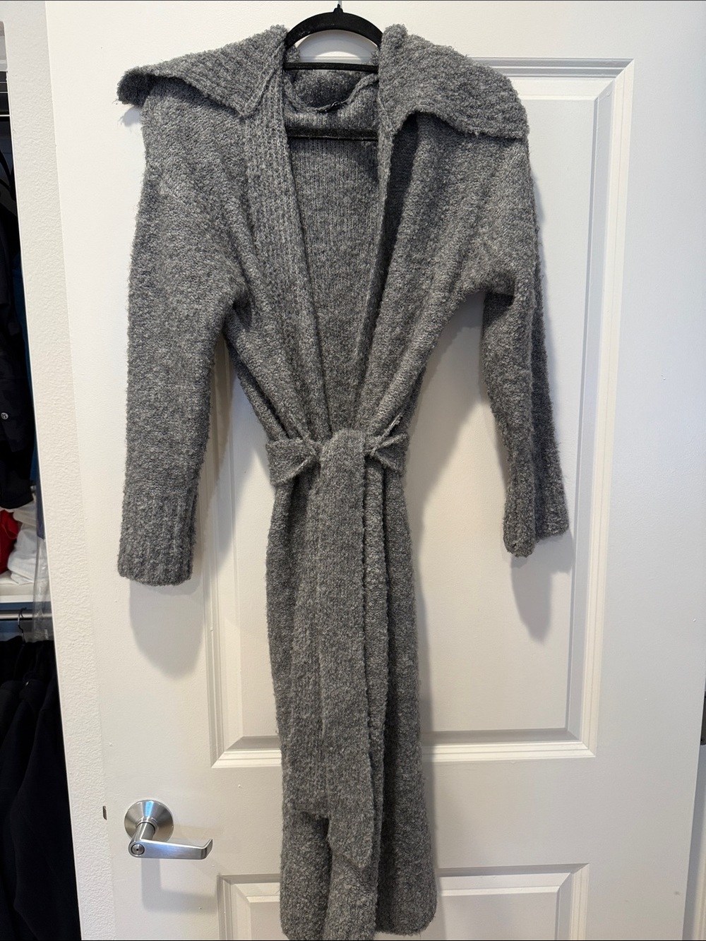 Cozy Long Gray Knit Cardigan with Tie Belt